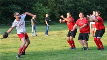 Schleuderballspiel zwischen Mentzhausen und Grabstede