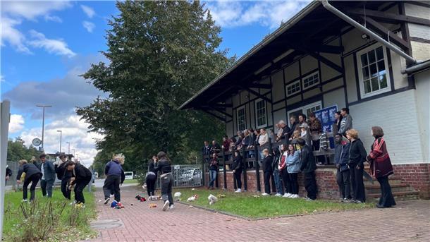 Nordholzer sind heiß auf neues Leben in altem Bahnhof Nordholz Bahnhof Geschwister-Scholl-Schule Bremerhaven