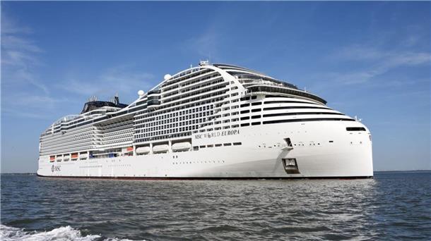 Die „MSC World Europa“ ist bereits in Fahrt