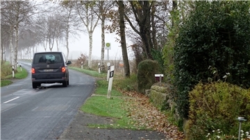 Die neue Bushaltestelle wird von vielen als zu gefährlich abgelehnt.