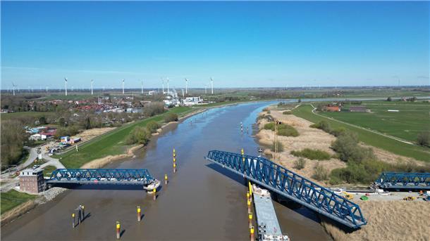 Die neue Friesenbrücke über die Ems ist Vorbild für die neue Huntebrücke in der Wesermarsch. (Archivfoto)