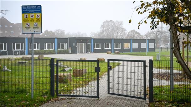 Die Neue Grundschule Lehe, eine Art Containerdorf auf dem Philipsfield, ist wie das Lloyd Gymnasium von Corona betroffen.