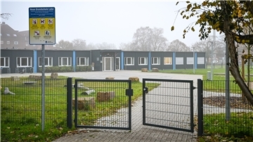 Die Neue Grundschule Lehe, eine Art Containerdorf auf dem Philipsfield, ist wie das Lloyd Gymnasium von Corona betroffen.