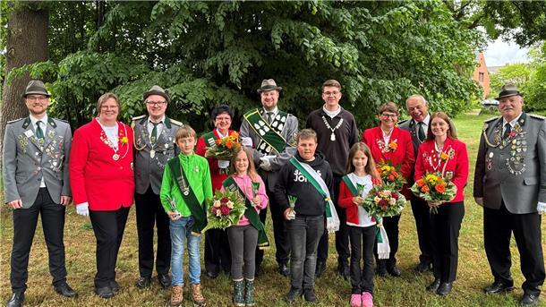 Die neuen Majestäten der Schützengesellschaft zu Gnarrenburg.