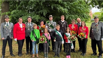 Die neuen Majestäten der Schützengesellschaft zu Gnarrenburg.