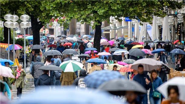 Die beliebtesten Einkaufsstraßen sind in München Die Neuhauser Straße ist die beliebtetste Einkaufsstraße Münchens.