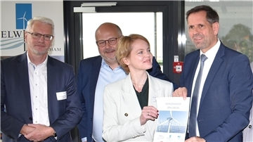 Diese und weitere Teilnehmer des Kongresses haben die Nordenhamer Erklärung unterzeichnet.