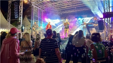 Band und Zuschauer