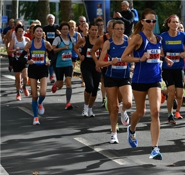 Tanja Lischewski bei der deutschen Meisterschaft im Zehn-Kilometer-Lauf