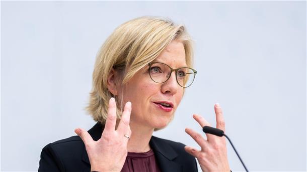 Österreich soll Abhängigkeit von russischem Gas senken Die österreichische Klimaschutzministerin Leonore Gewessler will die hohe Abhängigkeit des Landes von russischem Gas bekämpfen.