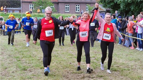 So kann man beim elften Nordsee-Firmenlauf in Blexen mitmachen Das Foto ist beim Nordsee-Firmenlauf im vergangenen Jahr entstanden.