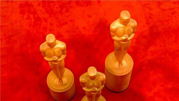 Warmlaufen für die Oscar-Nacht - Roter Teppich liegt bereit Die Oscars werden in der Nacht zu Montag vergeben.