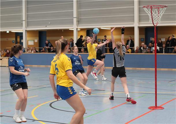 Ovelgönner TV gegen Oldenbroker TV Korbball