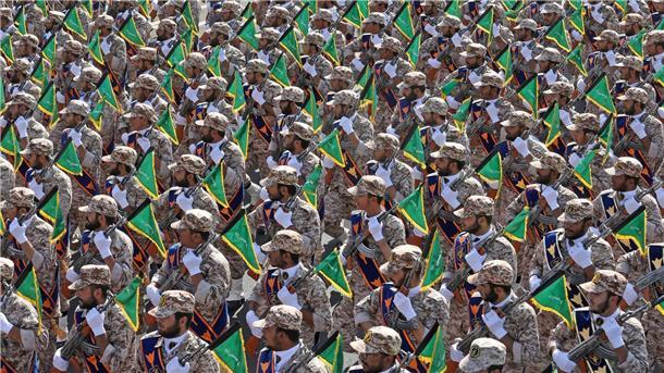 Todesurteil gegen weiteren Demonstranten im Iran bestätigt Die paramilitärischen Truppen der iranischen Revolutionsgarde.