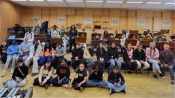 Die Partnerklassen zweier Französischkurse der Bremerhavener Humboldtschule sind diese Woche zu Gast