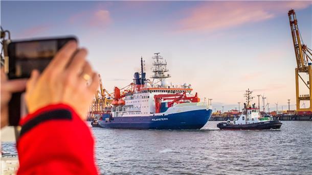 Die „Polarstern“ ist in Sichtweite, gleich geht mehr als einjährige Forschungsreise zu Ende.
