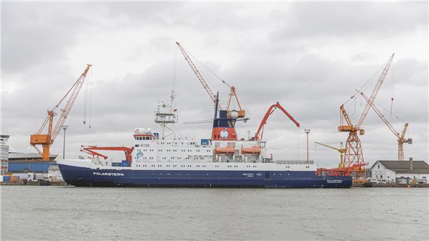 Forschungsschiff bei der Lloyd Werft