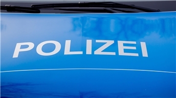 Die Polizei in NRW konnte einen flüchtenden LKW-Fahrer erst mit einer  Nagelkette stoppen (Symbolbild).
