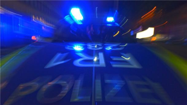 Die Polizei musste in der Nacht zu Freitag nach Tossens ausrücken und bekam Stress mit einem 23-Jährigen