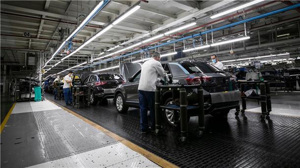 VW stoppt in Portugal die Bänder - auch Emden betroffen Die Produktion im VW-Montagewerk im portugiesischem Palmela steht vorerst still.