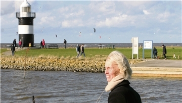 Die Psychologin Kerstin Schulte ist in Wremen aufgewachsen und liebt es, sich am Deich den Nordseewind um die Ohren pusten zu lassen.