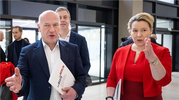 Berliner Jusos: CDU schneidet SPD den Atem ab Die Regierende Bürgermeisterin Franziska Giffey (r.) und der Berliner CDU-Chef Kai Wegner.