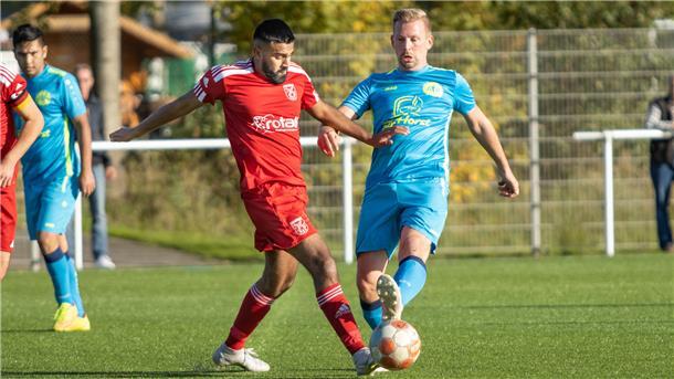 AT Rodenkirchen gegen Heidmühler FC II in der 1. Fußball-Kreisklasse