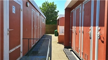 Die sanitären Anlagen auf dem Campingplatz Weserhenne sind bereits 30 Jahre alt und sollen erneuert werden.