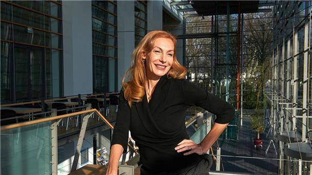„Wer möchte denn schon normal sein?“ Ute Lemper wird 60 Die Schauspielerin und Musical-Darstellerin Ute Lemper wurde in Münster geboren und lebt schon seit langem in New York.