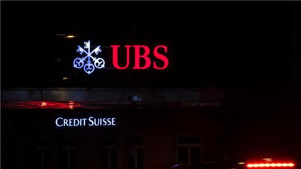 Beraten UBS und Credit Suisse über mögliche Übernahme? Die schlingernde Großbank Credit Suisse hatte zuletzt unter erheblichem Vertrauensverlust der Anleger gelitten.