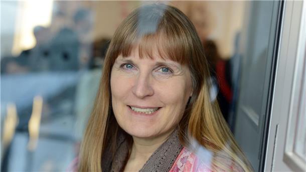Die Schriftstellerin Eva Völler hat einen historischen Krimi geschrieben.