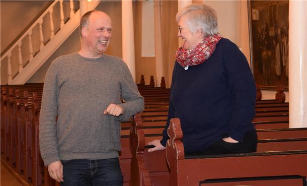 Selsinger Pastoren bieten frischen Wind in den Gottesdiensten Die Selsinger Pastoren Petra Lemmel und Markus Stamme haben das Gefühl, mit neuen und zeitgemäßeren Gottesdienstformen mehr Menschen zu erreichen.