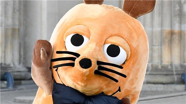 Die „Sendung mit der Maus“ feiert ihren 50. Geburtstag mit einem Blick in die Zukunft - und im Kreise von Prominenten.
