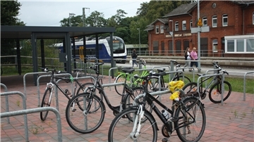 Fahrradständer am Bahnhof Stubben