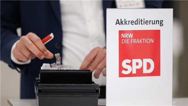 SPD in NRW übt Schulterschluss: „Sind nur gemeinsam stark“ Die SPD in NRW will im Sommer ihre neue Führung wählen.
