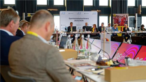Sportminister vor Bürgervotum: „Jede Bewerbung unterstützen“ Die Sportminister bekräftigen ihre Unterstützung für eine deutsche Olympia-Bewerbung.