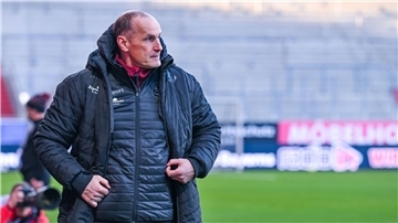 Die SpVgg Unterhaching hat sich von Trainer Heiko Herrlich getrennt.