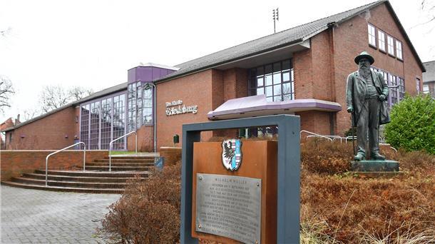 Die Stadt will die Stadthalle verpachten. Die Ausschreibung steht am Samstag in der Zeitung.