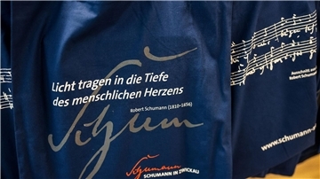 Die Stadt Zwickau, wo der Komponist Robert Schumann geboren wurde, richtet alle vier Jahre den nach ihm benannten Musikwettbewerb aus.