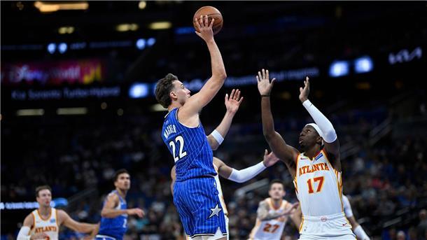 Wagners 27 Punkte zu wenig: Orlando verliert gegen Hawks Die starke Leistung von Franz Wagner (links) reichte nicht zum Sieg.