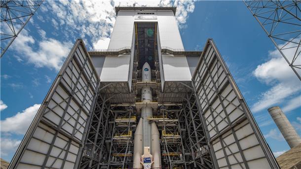 Neue europäische Trägerrakete soll Ende 2023 abheben Die Startrampe der Ariane 6 auf dem europäischen Weltraumbahnhof in Französisch-Guayana.
