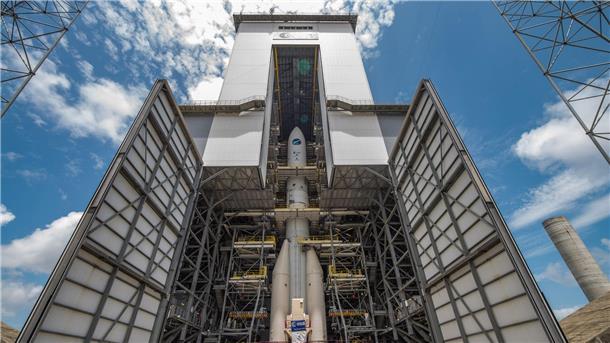 Euro-Trägerrakete Ariane 6 soll erstmals Mitte 2024 fliegen Die Startrampe der Ariane 6 - der Erstflug wurde mehrfach verschoben.