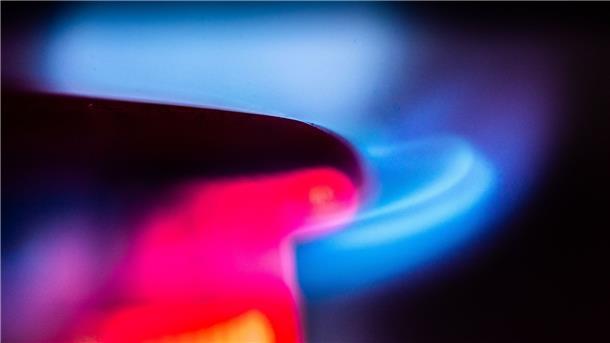 Die steigenden Gaspreise machen den Menschen in Europa zu schaffen. Die EU-Kommission berät über einen möglichen Gaspreisdeckel.