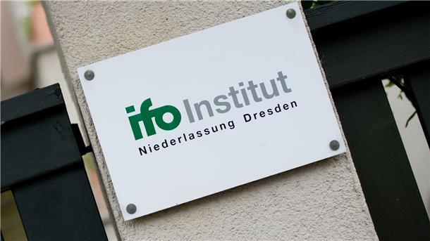 Ifo: Stimmung in ostdeutscher Wirtschaft verschlechtert Die Stimmung in ostdeutschen Betrieben könnte laut Ifo-Institut besser sein.