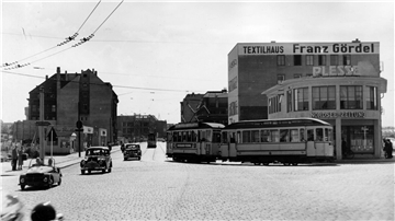 Die Straßenbahnlinie 2 in Bremerhaven um 1950.