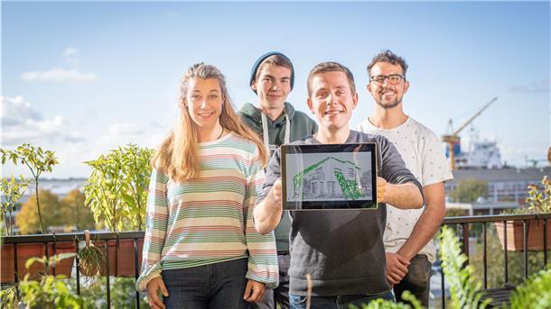 Nachhaltigkeitspreis: Bremerhavener verbuchen Finale als Erfolg Die Studenten (von links) Lina Becker, Julian Schöne, Marcel Conrad und Sylvan Rentel haben es beim Deutschen Nachhaltigkeitspreis bis ins Finale geschafft. Gewonnen haben sie nicht, aber sie verbuchen die Nominierung trotzdem als Erfolg.