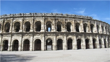 Die südfranzösische Stadt Nîmes ist berühmt für ihr römisches Amphitheater, hat aber noch viel mehr zu bieten - vor allem jetzt mit der Triennale „Contemporaine“.