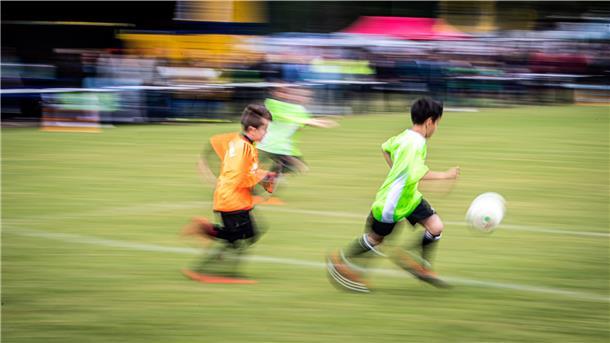 Die Talentförderung im Fußball ist im DFB eine wichtige Aufgabe. Umso mehr verwunderte die Stützpunkttrainer, dass der Verband ihre Bezahlung gestrichen hat.