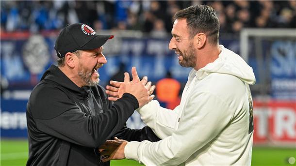 Union mit Zittersieg gegen Pokal-Schreck Bielefeld Die Trainer Baumgart (l.) und Kniat (r.) sind freundschaftlich verbunden.