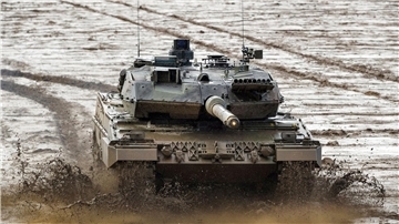 Die Ukraine und weitere Länder haben lange auf die Lieferung gedrängt: ein Leopard-Kampfpanzer vom Typ 2A6.